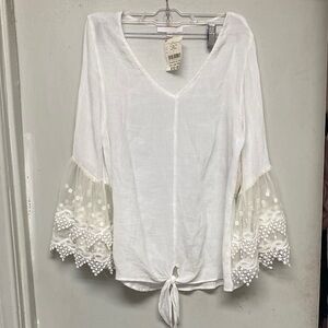 White Lace Sleeve Women's tie front Top